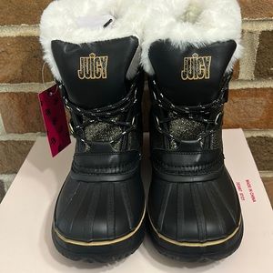 NWT NWT Juicy By Juicy Couture Girls Escalon Waterproof Flat Heel Snow Boots